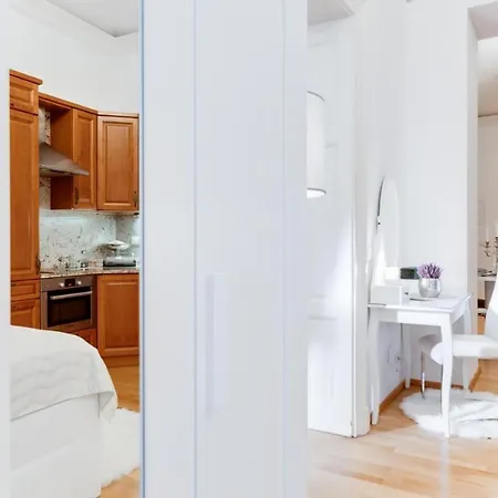 Wenceslas Square Royal Apartment Prague